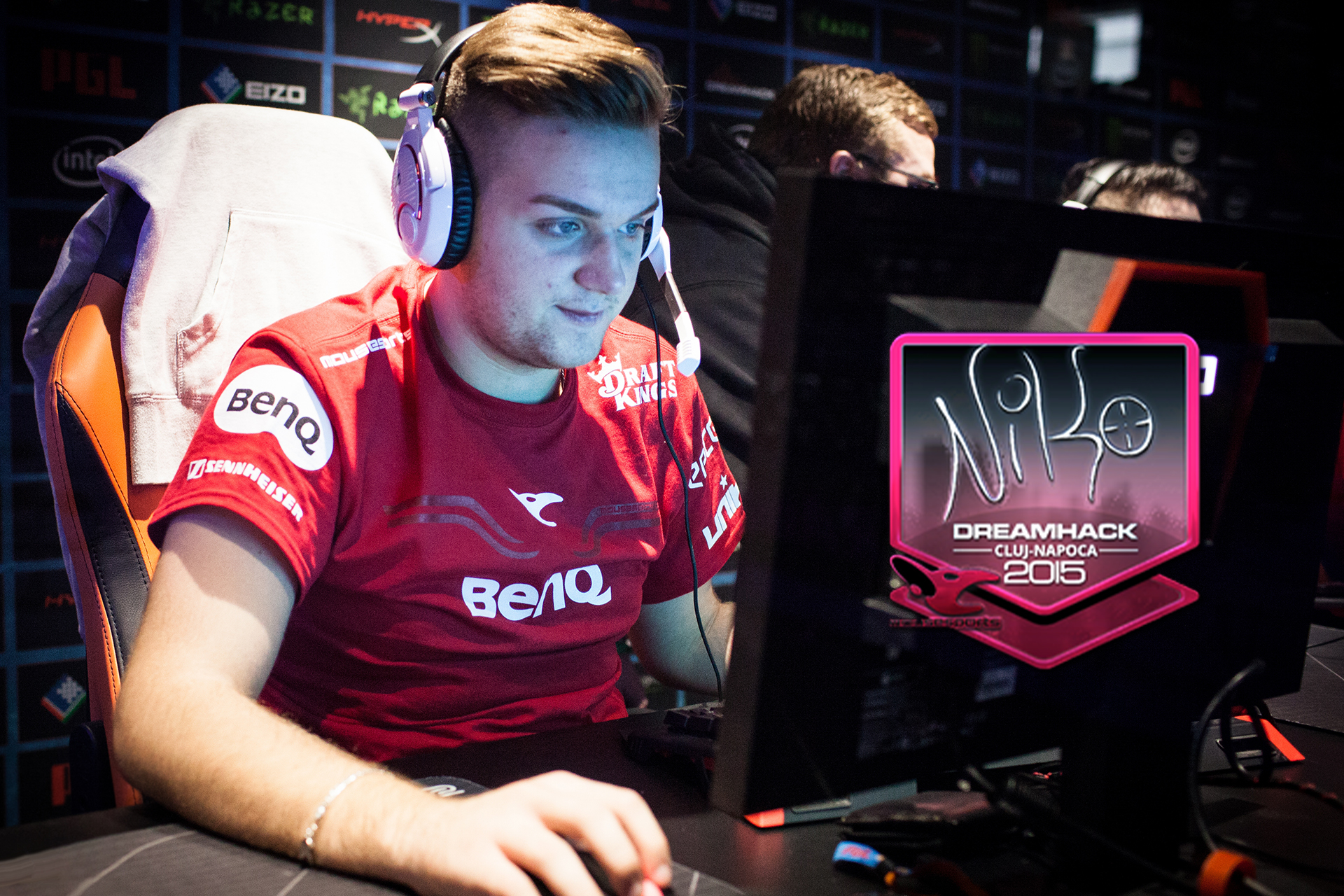 随着JDG输掉一小场，TES成为目前LPL唯一小场不败的战队